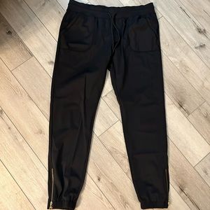 Like new black Zyia joggers